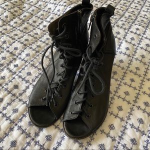 Very Cuoio Lace Up Ankle Open Toe Heel 38 8